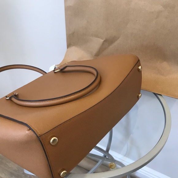 COACH ❤️🌟SALE🌟❤️ NWT Saddle Crossgrain Handbag - Picture 4 of 5